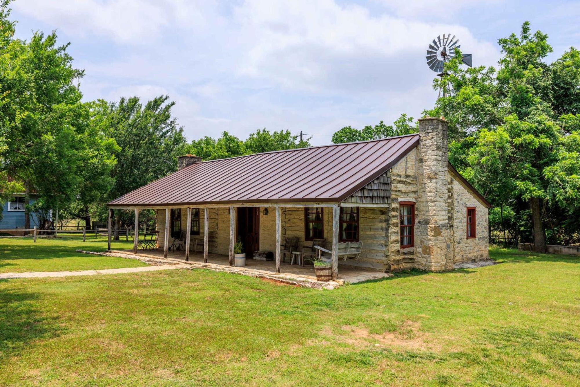 Pioneer Log Cabin Villa Fredericksburg Exterior photo